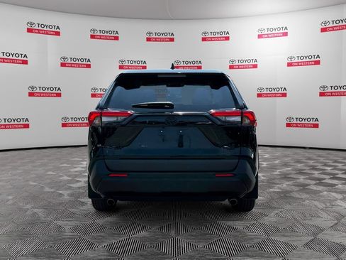 Used 2023 Toyota RAV4 LE AWD/4WD image 6