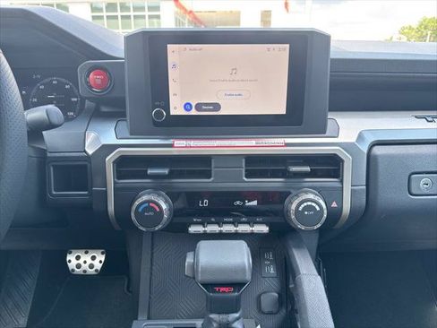 Certified 2025 Toyota Tacoma TRD Sport AWD/4WD image 22