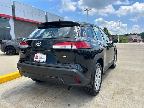 Used 2024 Toyota Corolla Cross L AWD/4WD image 10