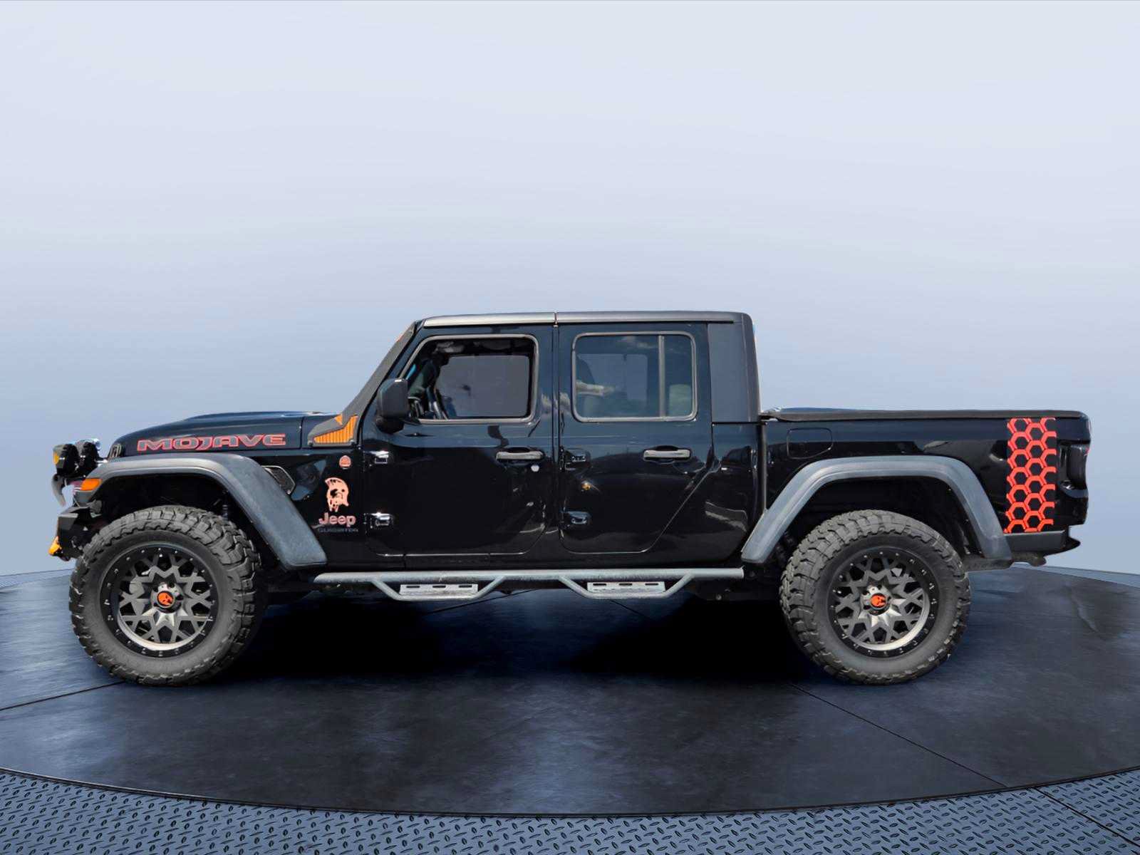 Used 2020 Jeep Gladiator Mojave AWD/4WD image 3