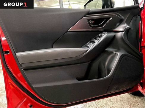 Used 2025 Subaru Impreza 2.0i image 21