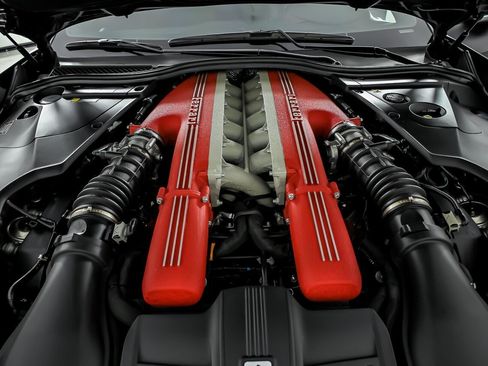 Used 2014 Ferrari F12 Berlinetta RWD image 17