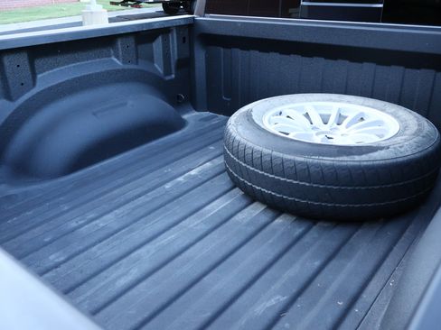 Used 2023 RAM 1500 Limited AWD/4WD image 32
