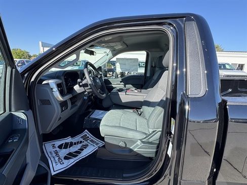 New 2026 Ford F250 XL w/ STX Appearance Package AWD/4WD image 10