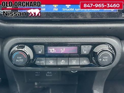 Used 2023 Nissan Kicks SR w/ SR Premium Package image 16