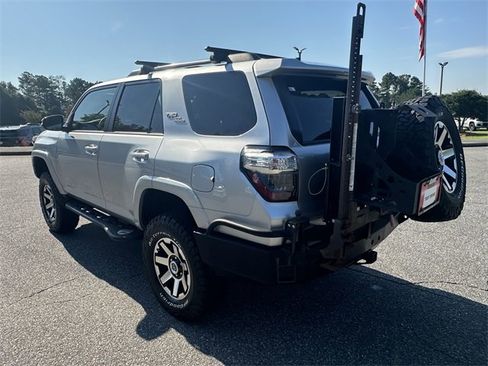 Used 2020 Toyota 4Runner TRD Off-Road Premium image 3