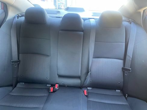 Used 2025 Nissan Altima 2.5 SV FWD image 38