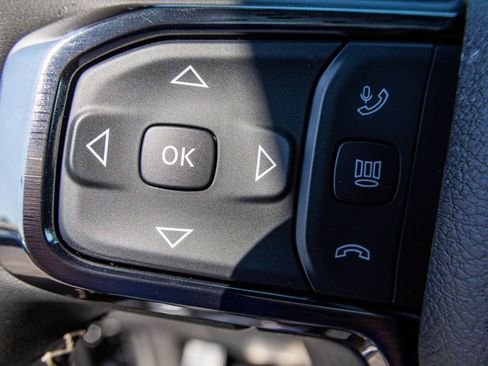 New 2026 RAM 3500 Limited AWD/4WD image 32