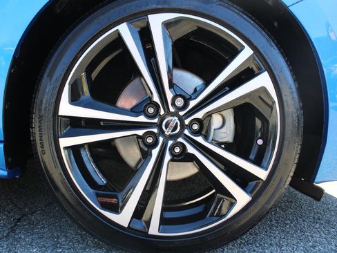 Used 2021 Nissan Sentra SR image 22