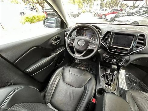 Certified 2019 Jeep Cherokee Limited FWD image 9