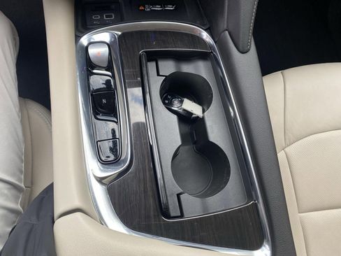 Certified 2023 Buick Enclave Essence AWD/4WD image 46