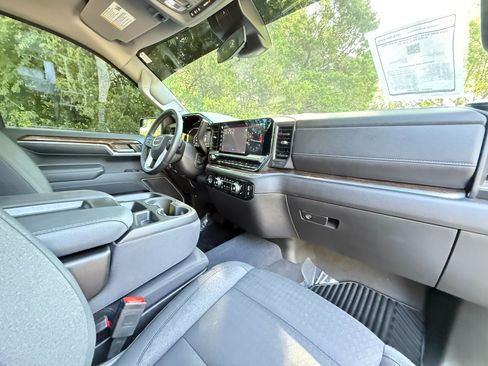 Used 2024 GMC Sierra 1500 Elevation w/ X31 Off-Road Package AWD/4WD image 24