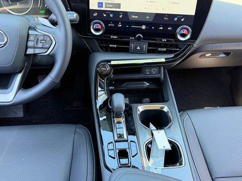 New 2026 Lexus NX 350h AWD w/ Premium Package image 10