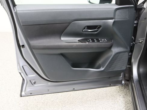 Used 2025 Nissan Kicks S FWD image 12