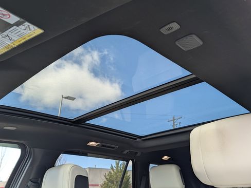 Used 2023 Toyota Sequoia Capstone image 33