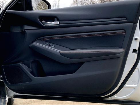 Used 2019 Nissan Altima 2.5 SR image 21