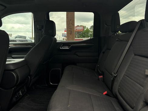 Used 2023 GMC Sierra 1500 Elevation image 16