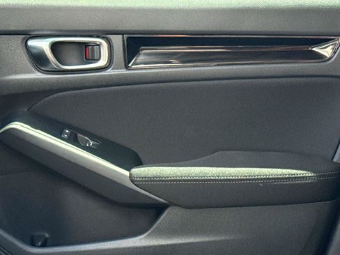 Certified 2024 Honda Civic EX image 19