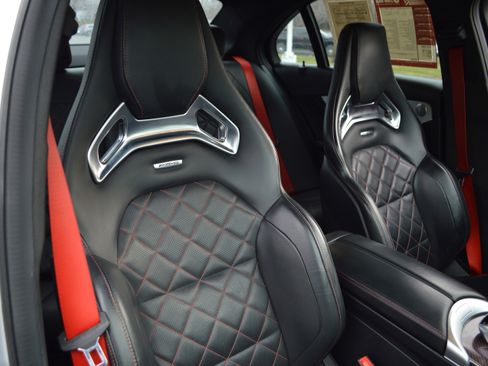 Used 2015 Mercedes-Benz C 63 AMG S image 42