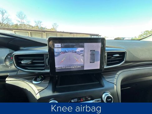 Used 2020 Ford Explorer Limited w/ Class III Trailer Tow Package image 41