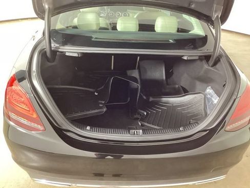 Used 2021 Mercedes-Benz C 300 4MATIC Sedan image 23