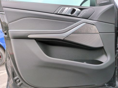 Certified 2025 BMW X5 xDrive40i w/ Premium Package image 28