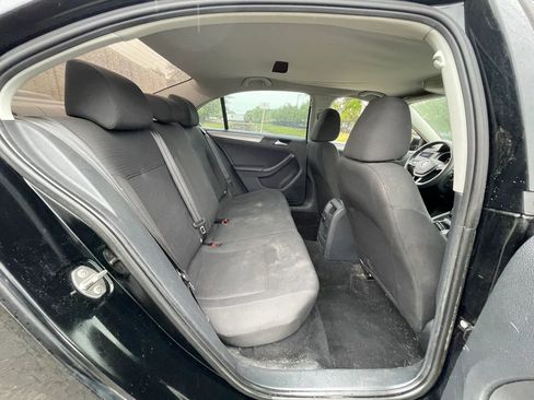 Used 2015 Volkswagen Jetta SE image 24
