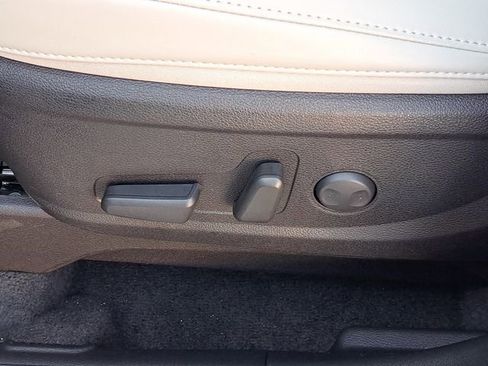 New 2025 Kia Telluride S image 7