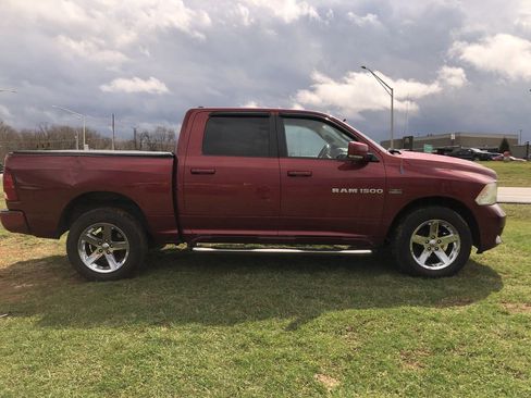 Used 2011 RAM 1500 Sport w/ Sport Premium Group image 6