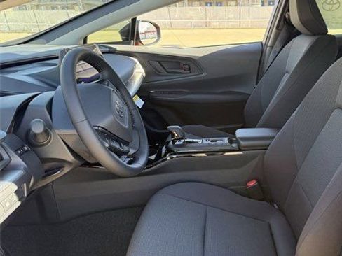 New 2026 Toyota Prius LE FWD image 24