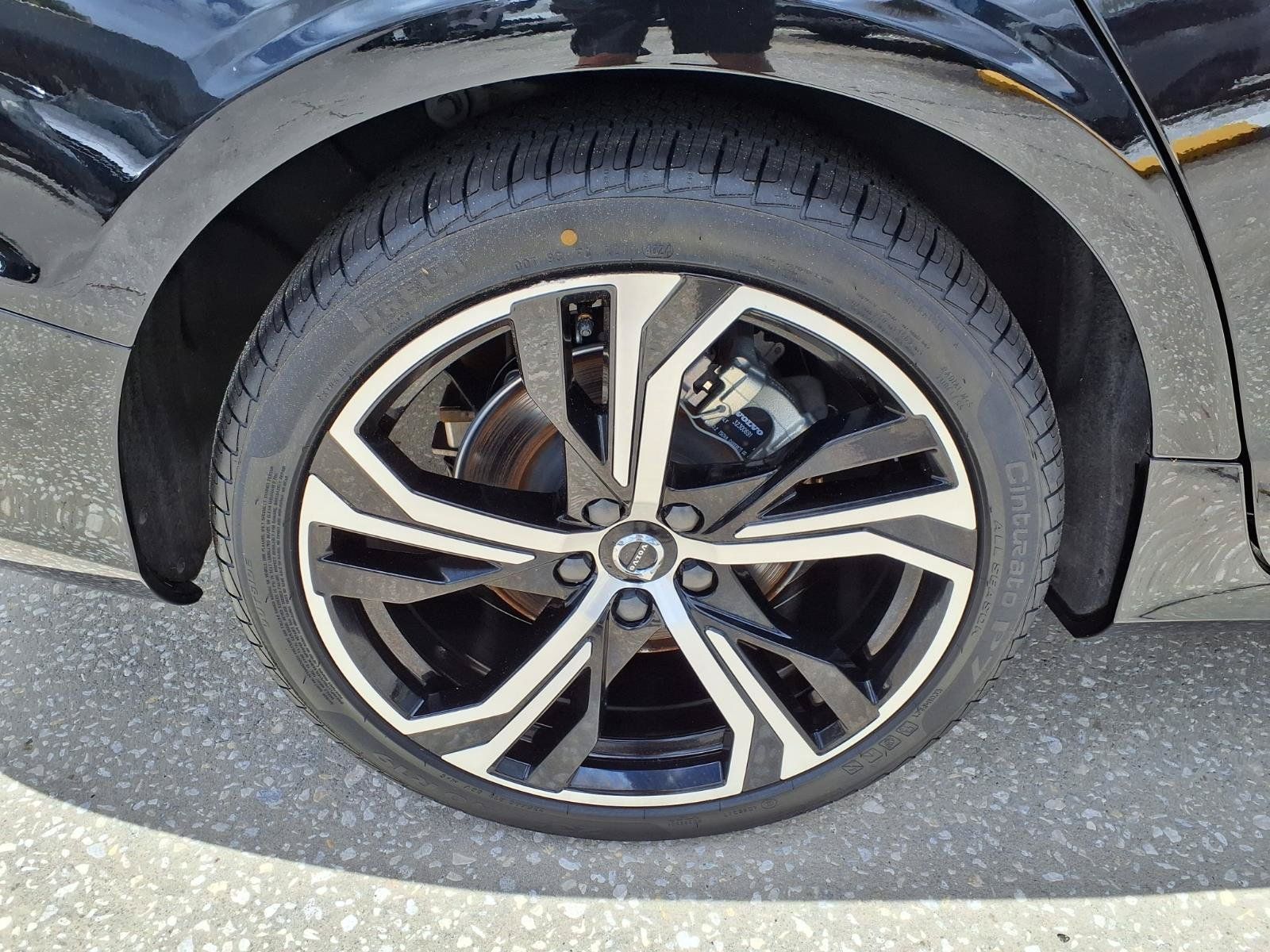 Certified 2024 Volvo S60 B5 Plus FWD image 9