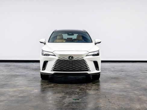 Used 2023 Lexus RX 350 Premium image 2
