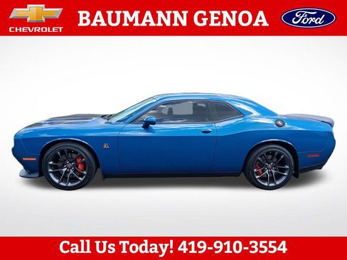 Used 2021 Dodge Challenger R/T Scat Pack RWD image 2