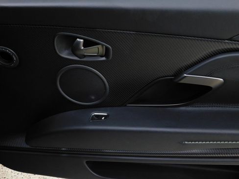 Used 2020 Aston Martin DB11 AMR image 91