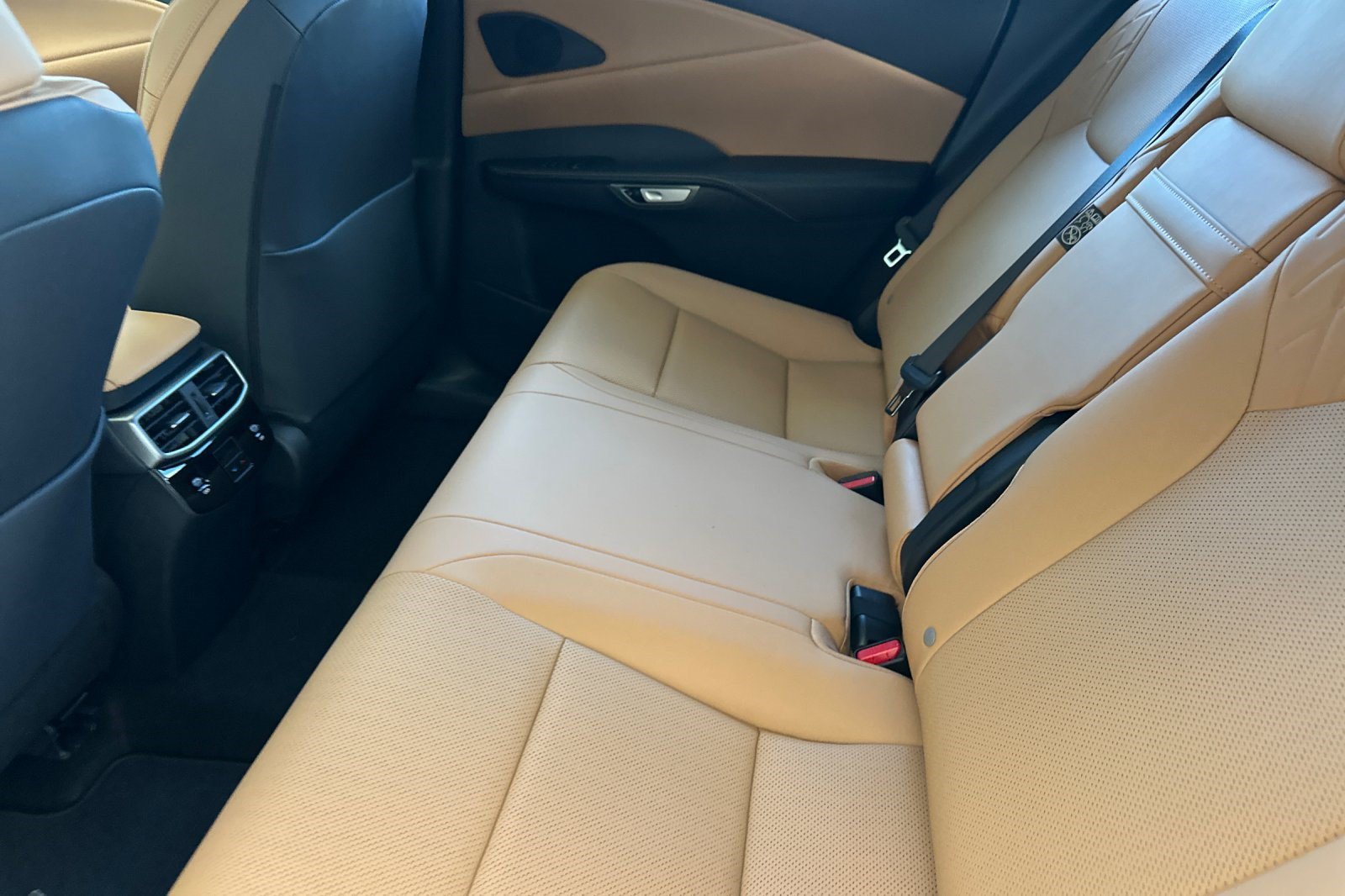 New 2026 Lexus RX 350 Premium w/ Accessory Package (2T) FWD image 23