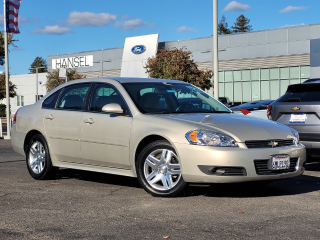 Used 2011 Chevrolet Impala LT FWD image 2