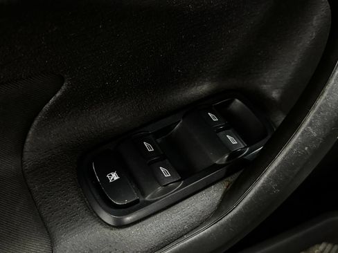 Used 2019 Ford Fiesta SE w/ Equipment Group 201A FWD image 23