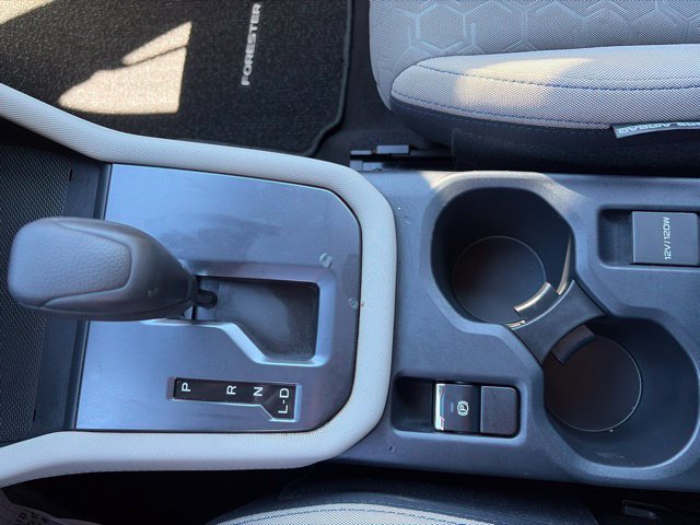 Used 2025 Subaru Forester AWD/4WD image 36