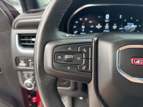 Used 2024 GMC Yukon AT4 AWD/4WD image 24