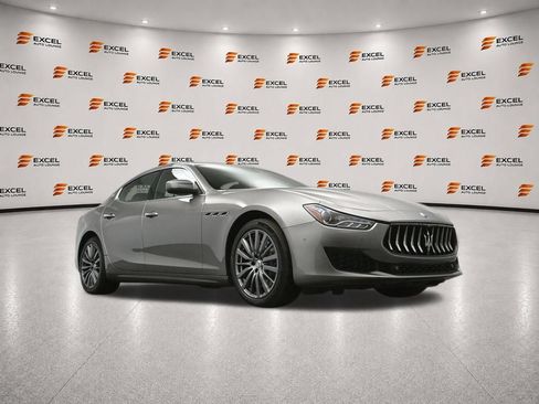Used 2021 Maserati Ghibli S RWD image 47