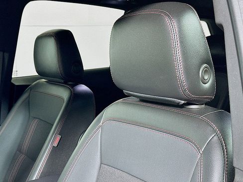 Used 2024 Chevrolet Equinox RS image 17