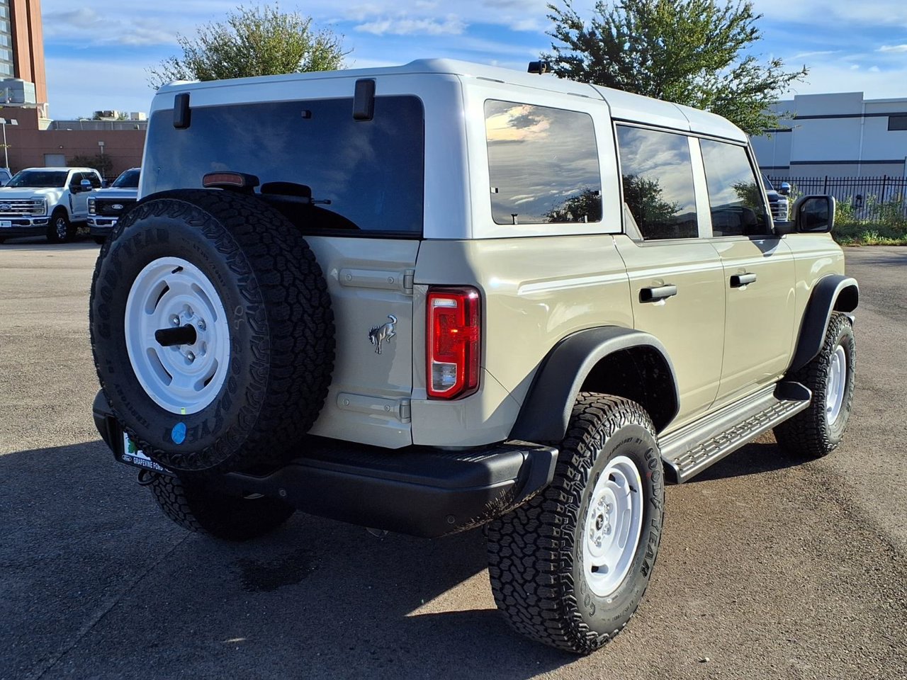 New 2026 Ford Bronco Heritage Edition AWD/4WD image 4