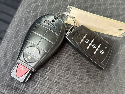 Used 2019 RAM 1500 Express w/ Wheel & Sound Group image 30