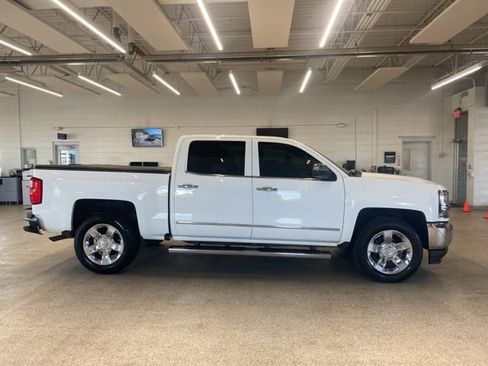 Used 2017 Chevrolet Silverado 1500 LTZ w/ Sport Package AWD/4WD image 4