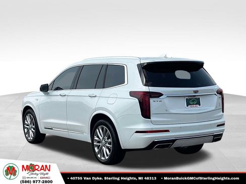 Certified 2023 Cadillac XT6 Premium Luxury FWD image 3