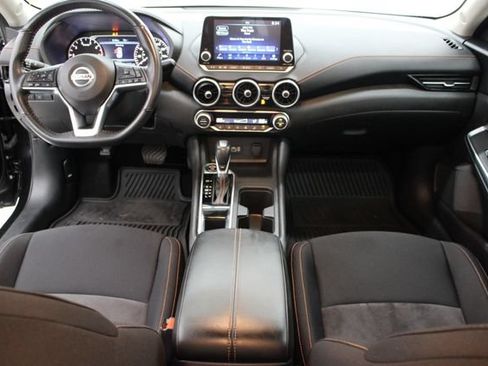 Used 2023 Nissan Sentra SR FWD image 11