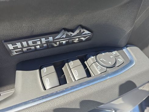 New 2026 Chevrolet Silverado 1500 High Country AWD/4WD image 11