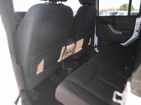 Used 2015 Jeep Wrangler Unlimited Sport image 11