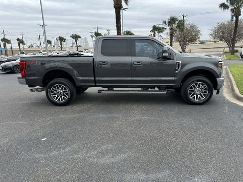 Used 2019 Ford F250 Lariat w/ Lariat Value Package image 7
