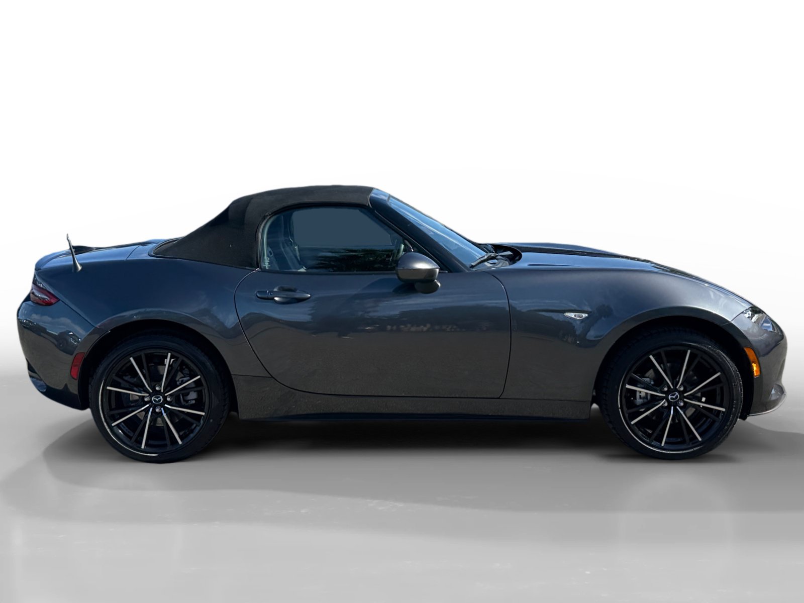 Used 2024 MAZDA MX-5 Miata Grand Touring RWD image 6